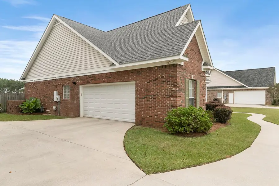 213 Azalea, Headland, AL 36345 - Image #2