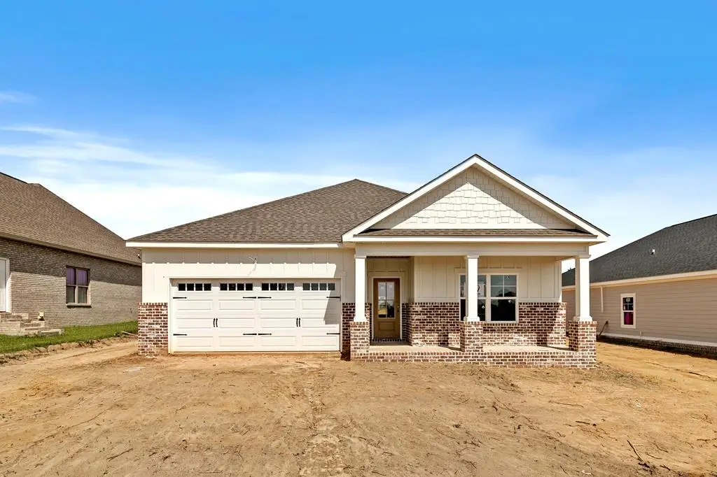 262 Weeping Willow Trail, Headland, AL 36345 - Image #1