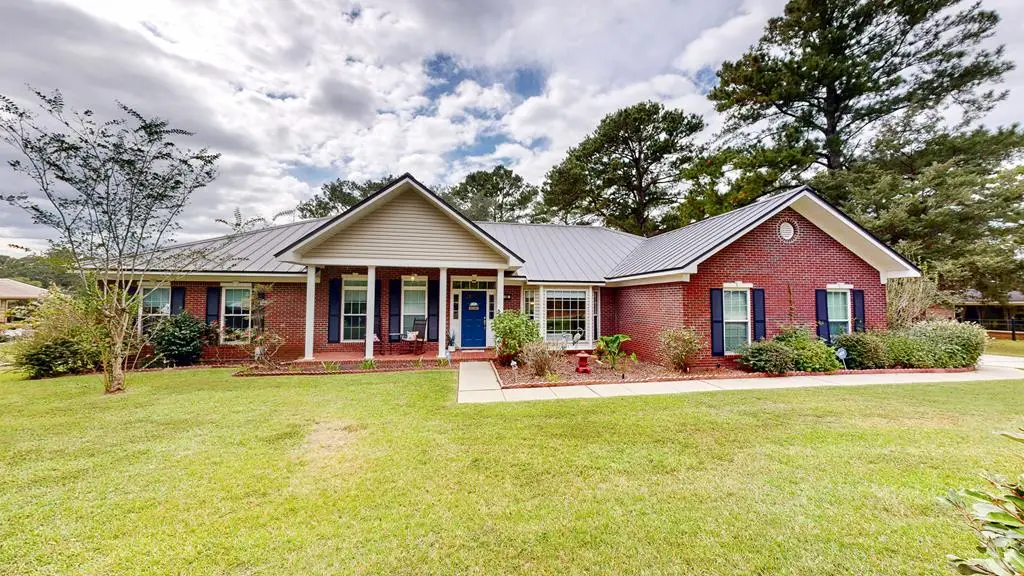 126 Greenview Circle, Dothan, AL 36301 - Image #1