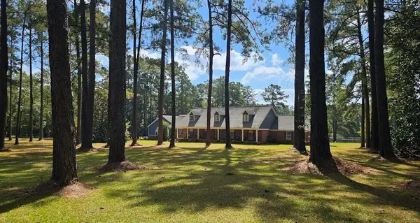 1071 Mose Ware Road, Ozark, AL 36360