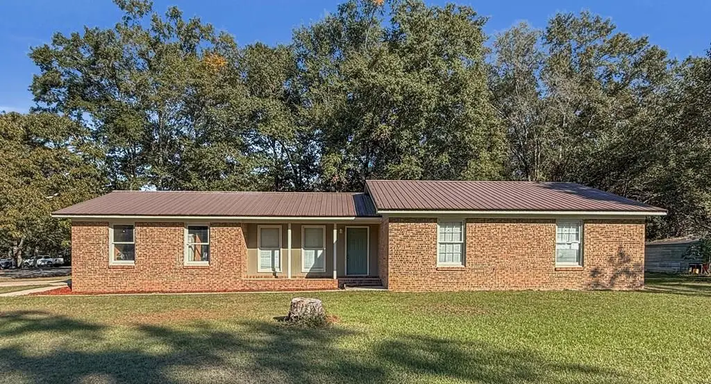 138 Vann Drive, Ashford, AL 36312 - Image #1