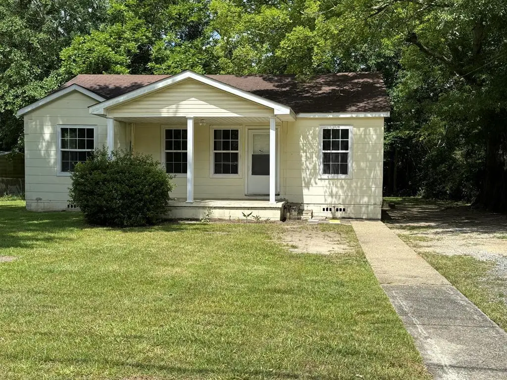 1028 South Bell Street, Dothan, AL 36301 - Image #1