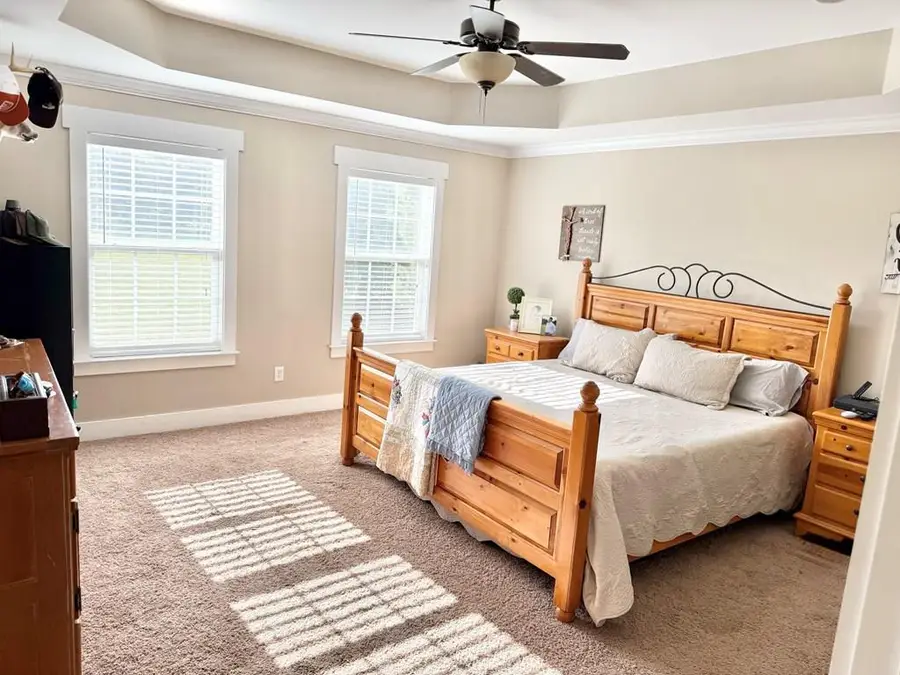 209 Weeping Willow Trl, Headland, AL 36345 - Image #2