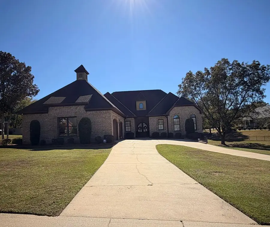 313 Kirkwood Drive, Dothan, AL 36303 - Image #2