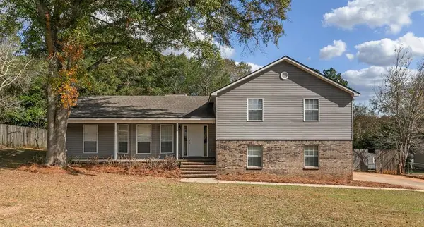 404 Summerrain Terrace, Dothan, AL 36303