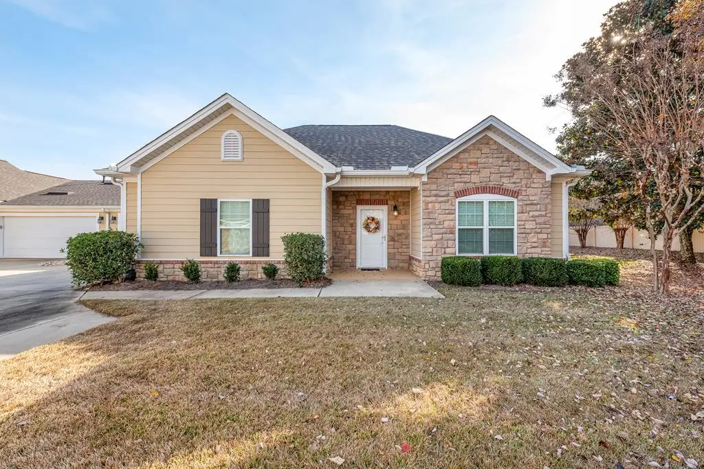 304 Hidden Creek Circle, Dothan, AL 36301 - Image #1