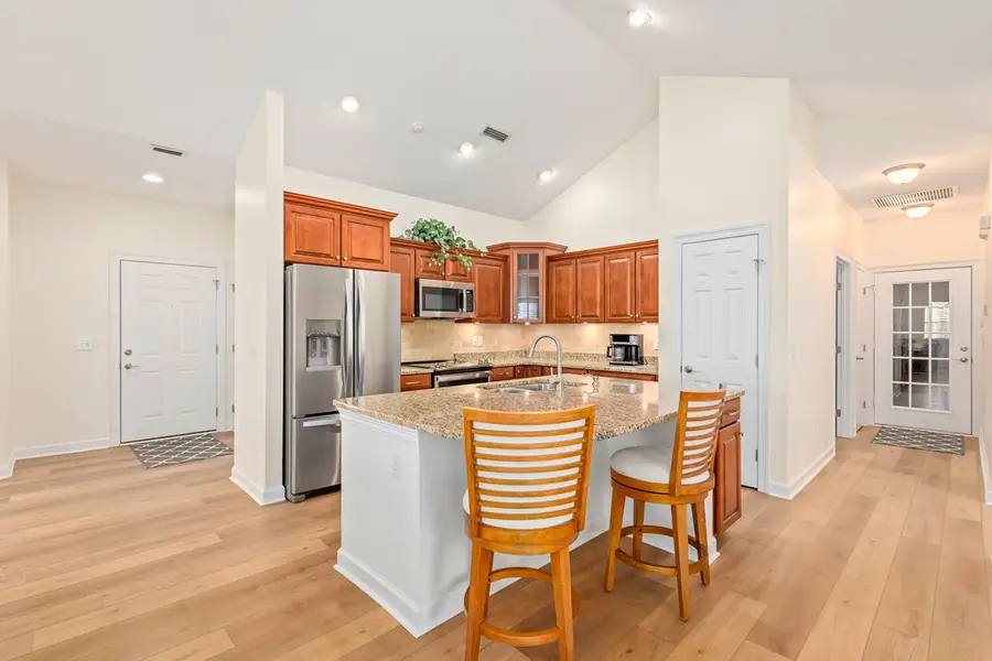 304 Hidden Creek Circle, Dothan, AL 36301 - Image #3