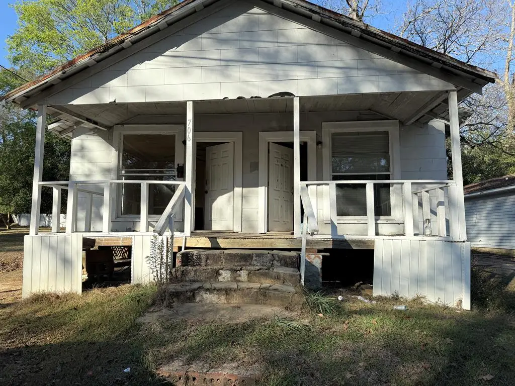 706 Westmead St A & B, Dothan, AL 36301 - Image #1