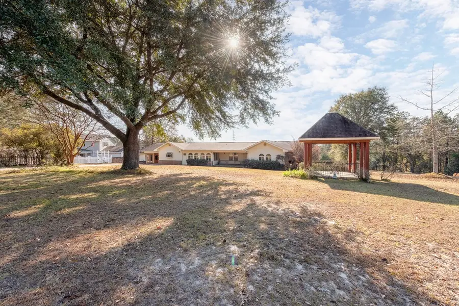 101 N Trinity Street, Geneva, AL 36340 - Image #2