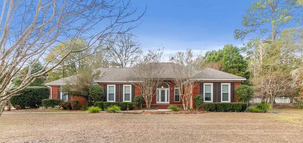 303 Stonegate, Dothan, AL 36305 - Image #1