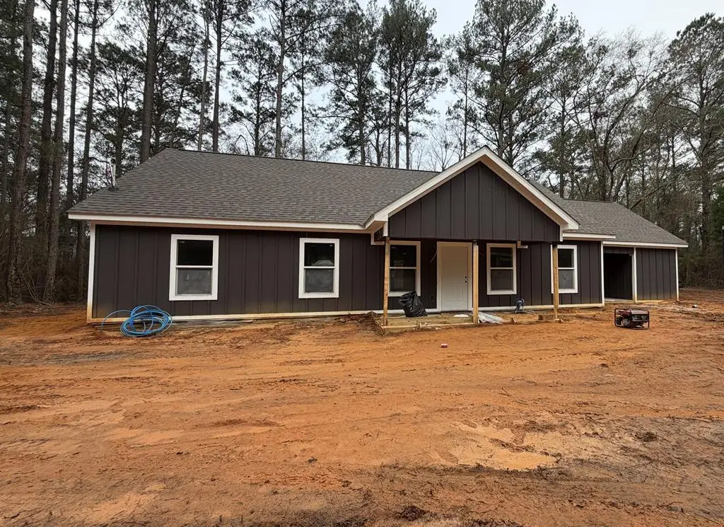 505 E Dogwood Trail, Coffee Springs, AL 36318 - Image #1