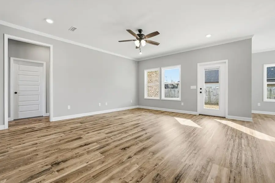 306 Thornbird Loop, Enterprise, AL 36330 - Image #3