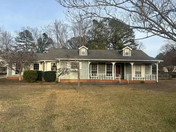 111 Roxbury Road, Dothan, AL 36305