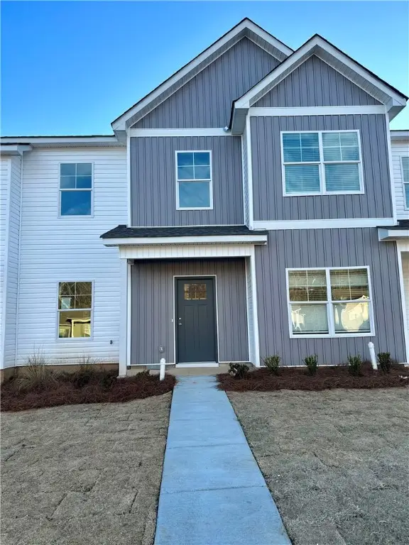 2133 Cobblestone Drive #7, Opelika, AL 36804 - Image #1