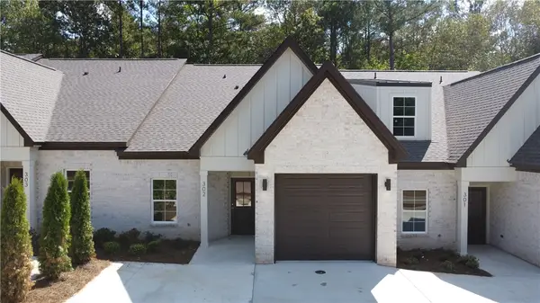 1100 Arcadia Avenue #302, Auburn, AL 36830