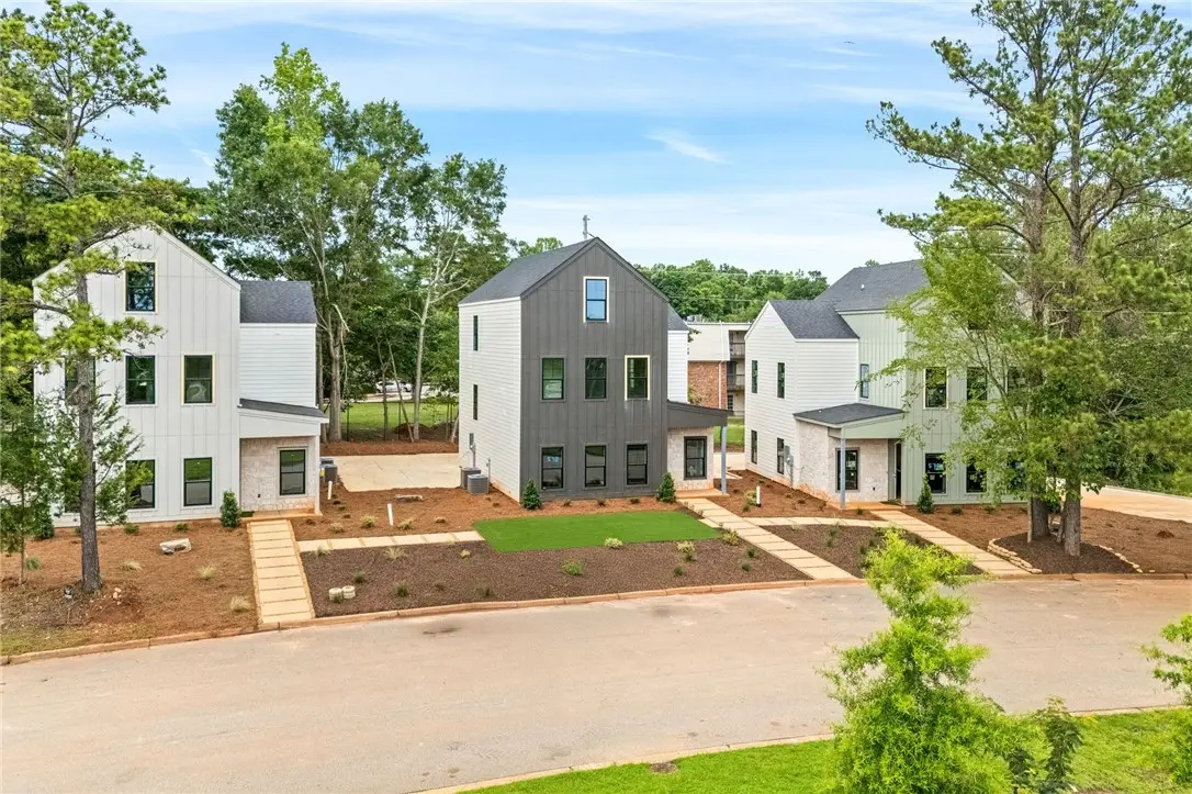 576 Pride Avenue, Auburn, AL 36830 - Image #1