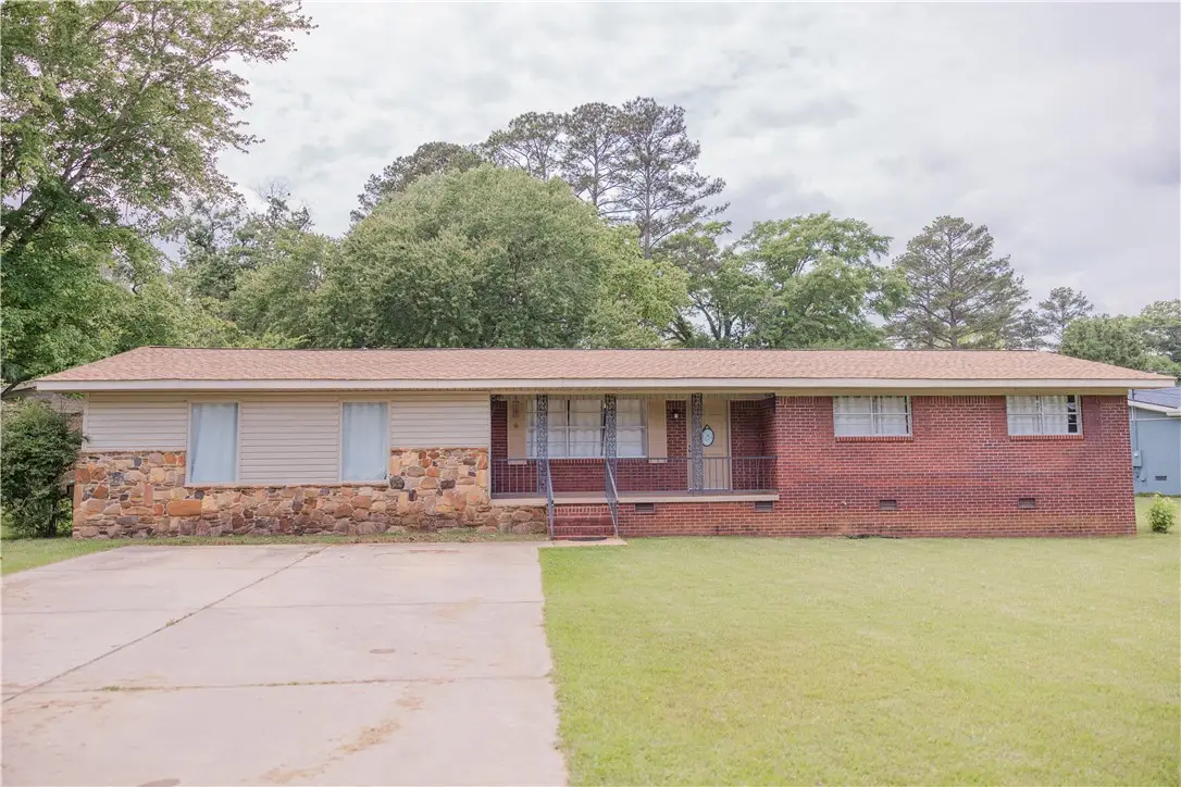 2401 11th Avenue, Valley, AL 36854 - Image #1