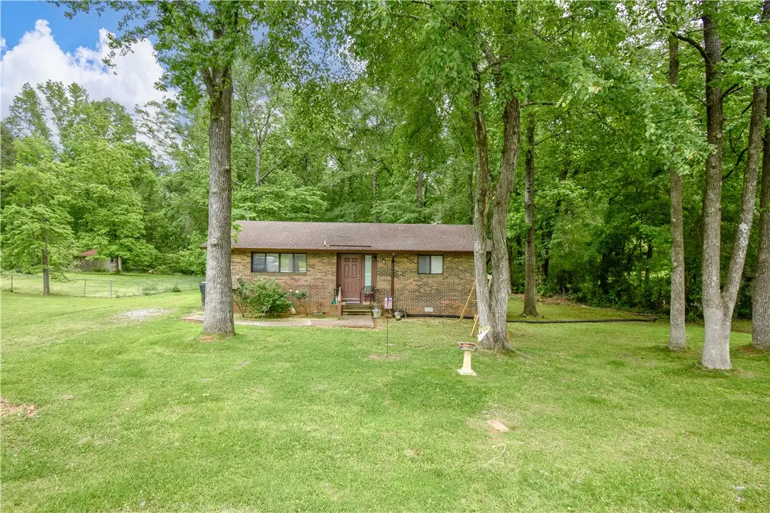 2304 Nolen Drive, Alexander City, AL 35010 - #1