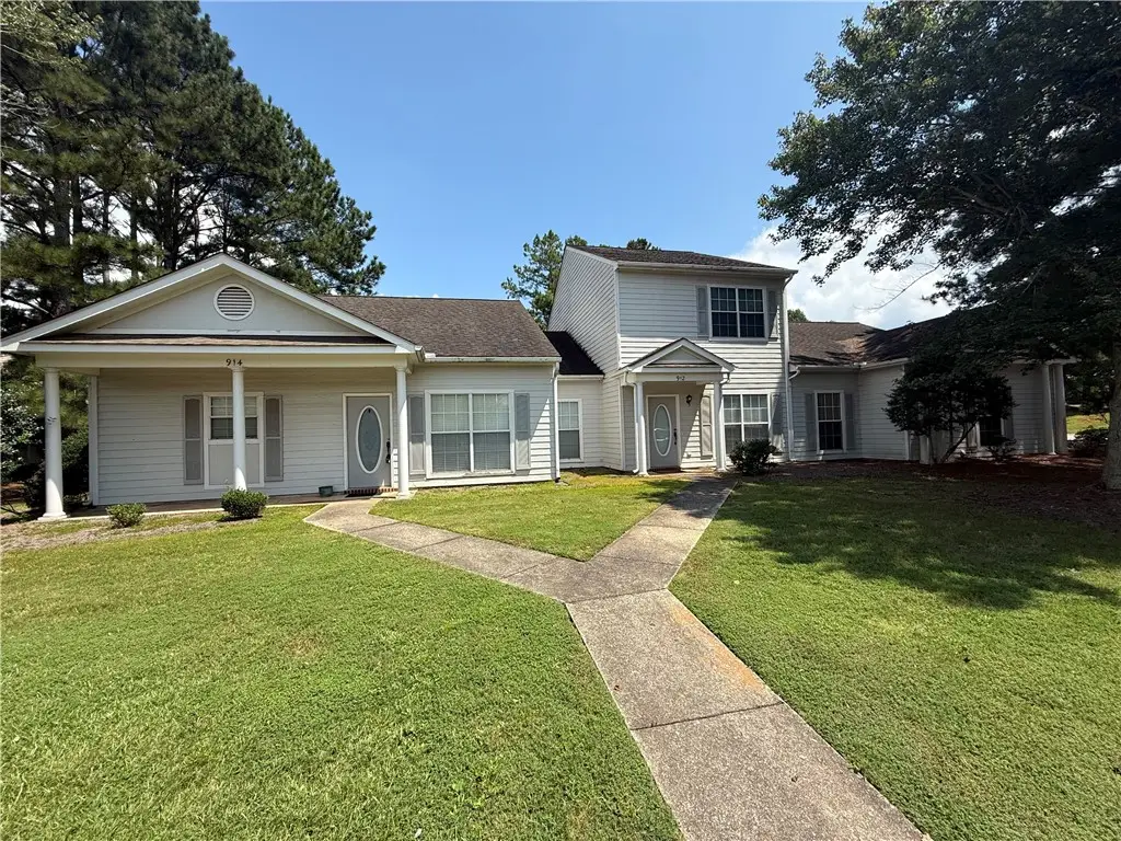 910-912-914 Harvard Place, Auburn, AL 36830 - Image #1