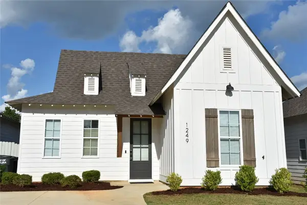 1249 Fox Tail Lane, Opelika, AL 36801