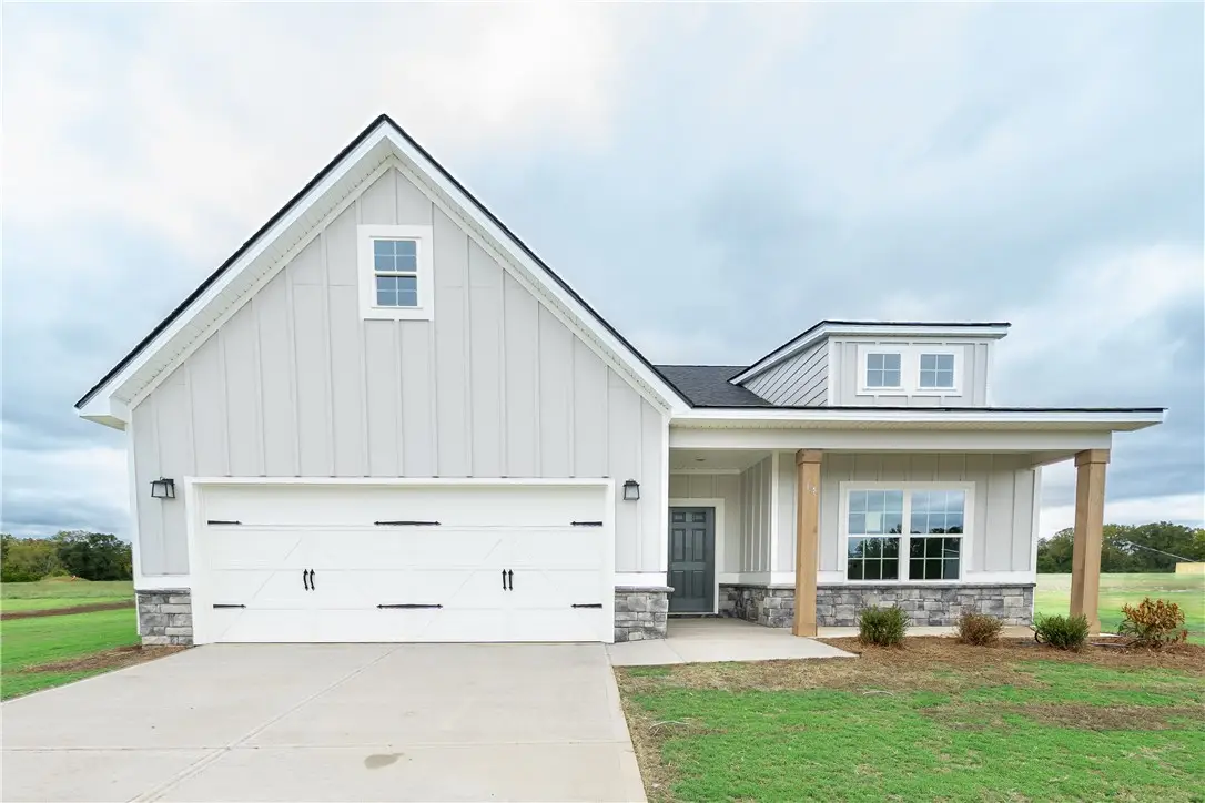 14 Heartland Boulevard, Fort Mitchell, AL 36856 - Image #1