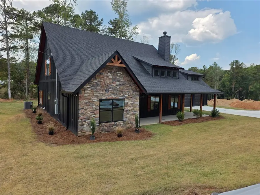 1033 Lee Road 353, Valley, AL 36854 - Image #2