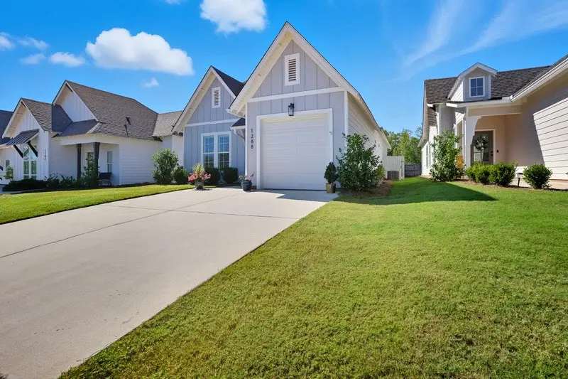 1288 Woodland Circle, Opelika, AL 36801 - Image #2