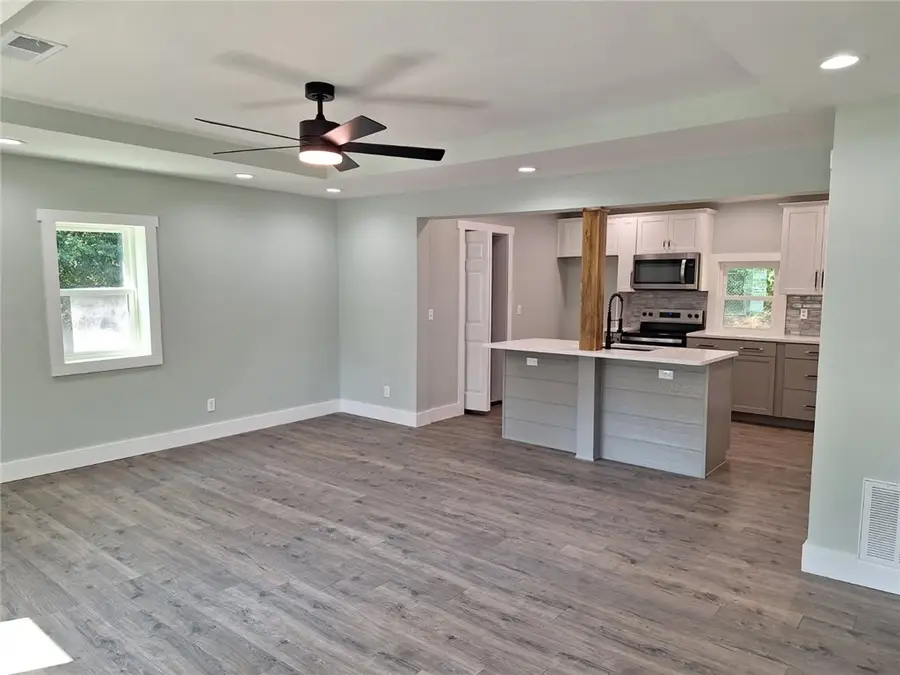 713 Ave H Avenue, West Point, GA 31833 - #2