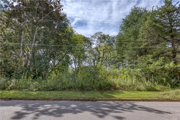 923 Holmes Avenue, Auburn, AL 36802