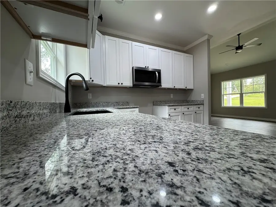 811 Cherry Drive, Lanett, AL 36863 - Image #2