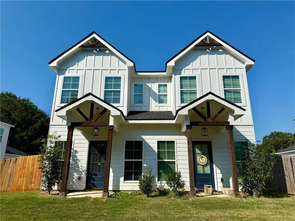 111 Cove Creek Drive, Opelika, AL 36804 - Image #1