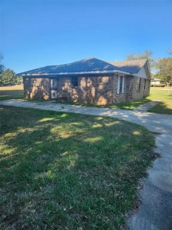 2803 Old Columbus Highway, Tuskegee, AL 36083