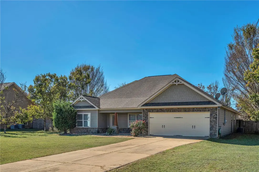 8 Buckeye Court, Fort Mitchell, AL 36856 - #1