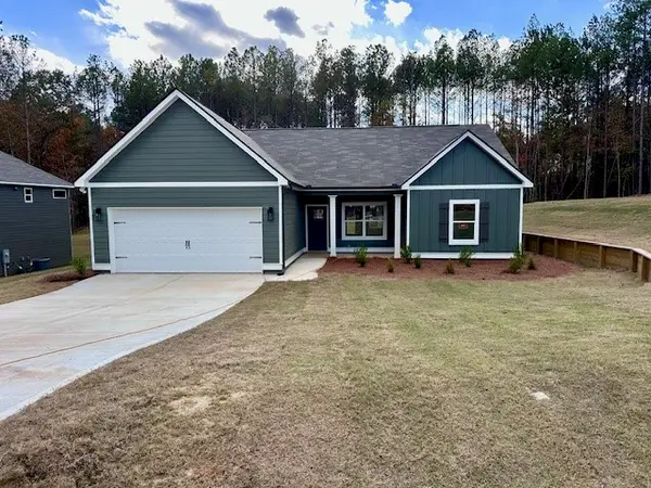 25 Lee Road 2133, Valley, AL 36854