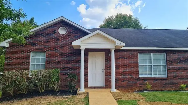 719 Ethan Lane, Auburn, AL 36832