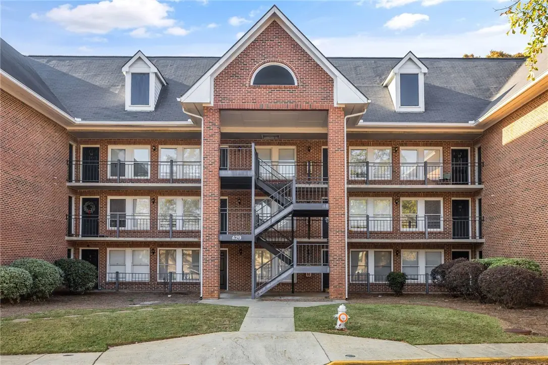 429 Harper Avenue #16, Auburn, AL 36830 - Image #1