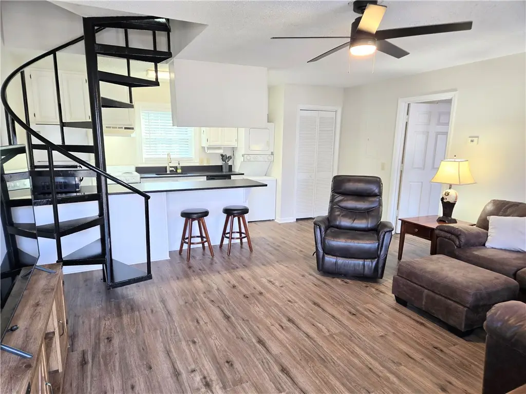 540 W Magnolia Avenue #5, Auburn, AL 36832 - #1