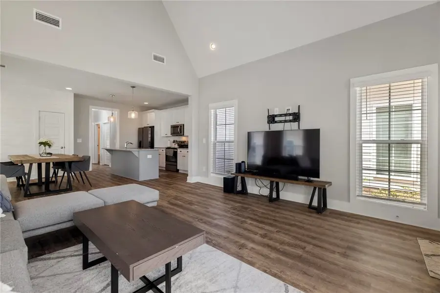 1286 Burrow Circle, Opelika, AL 36801 - Image #2