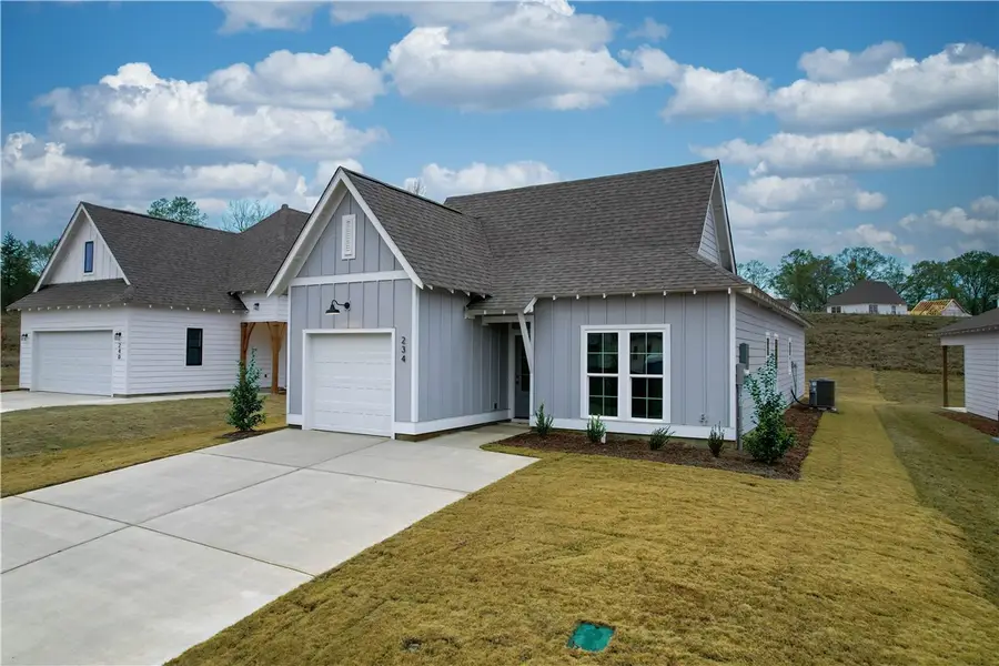 234 Summer Street, Opelika, AL 36804 - #3