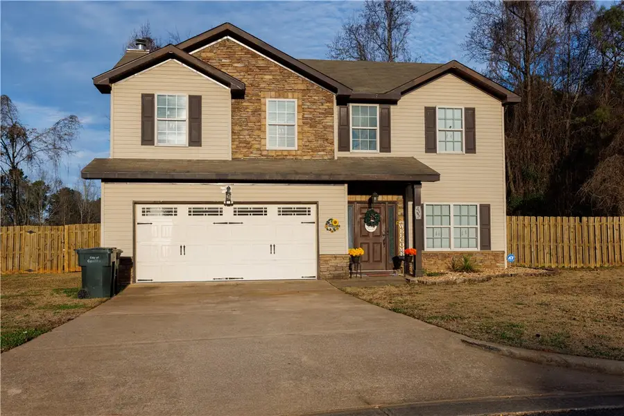 2103 Suzanne Lane, Opelika, AL 36801 - Image #2