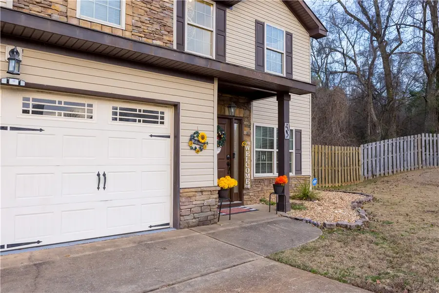2103 Suzanne Lane, Opelika, AL 36801 - Image #3