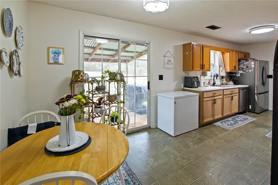 1076 County Road 193, Valley, AL 36854 - Image #3