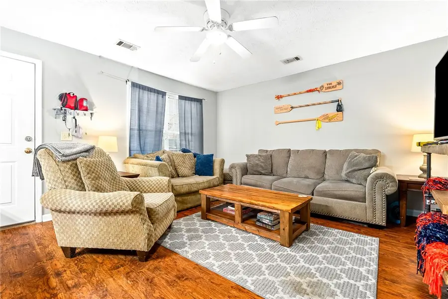 544 W Glenn Avenue #108, Auburn, AL 36830 - Image #3