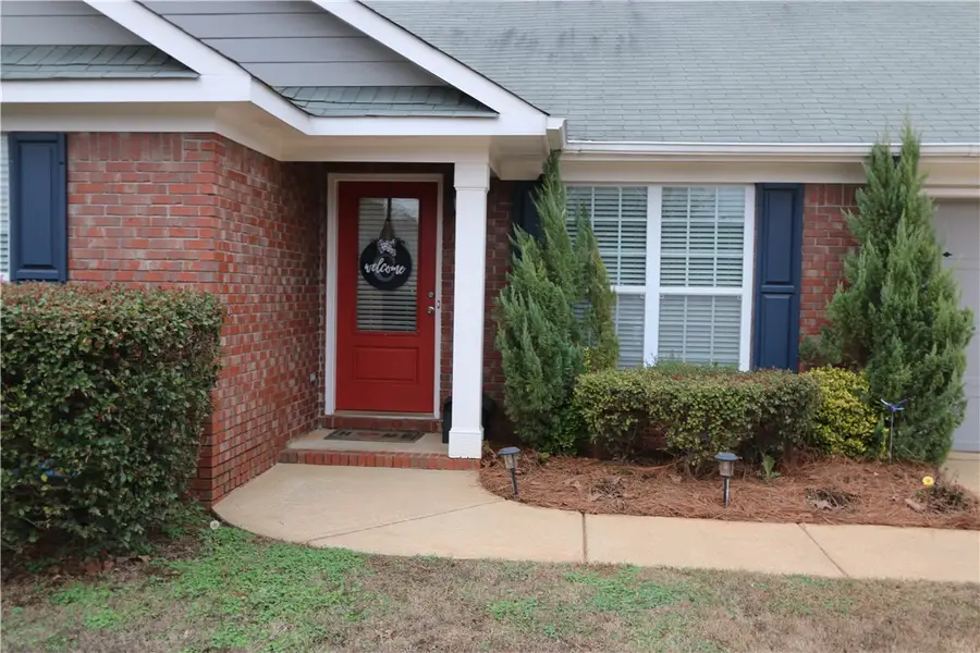 104 Oak Park Drive, Opelika, AL 36801 - Image #3