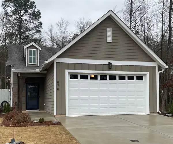 878 Village Drive, Opelika, AL 36801