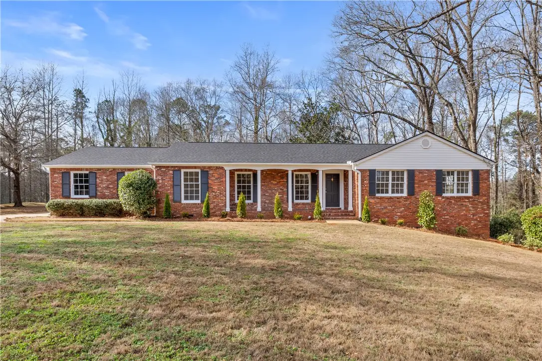 1504 Gwen Mill Drive, Opelika, AL 36801 - Image #1