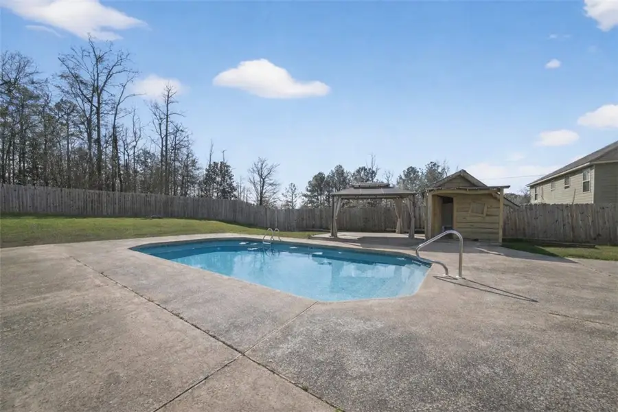 129 Mill Creek Drive, Smiths Station, AL 36877 - Image #2