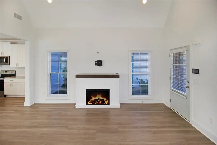 1049 Burrow Circle, Opelika, AL 36801 - Image #3