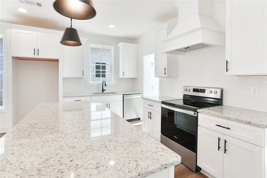 125 Hunters Way, Opelika, AL 36801 - Image #3