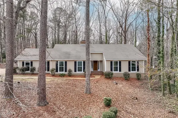 3704 Flintwood Lane, Opelika, AL 36801